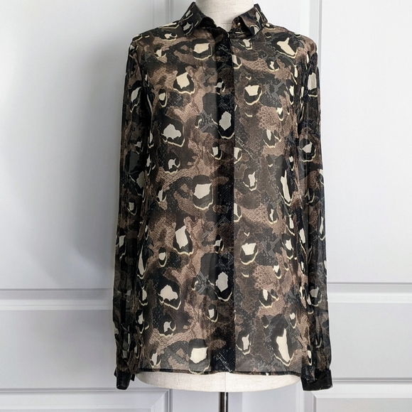 Just Cavalli Button Front 100% Silk Sheer Animal Reptile Print Sheer S IT40 NWT - Picture 3 of 15